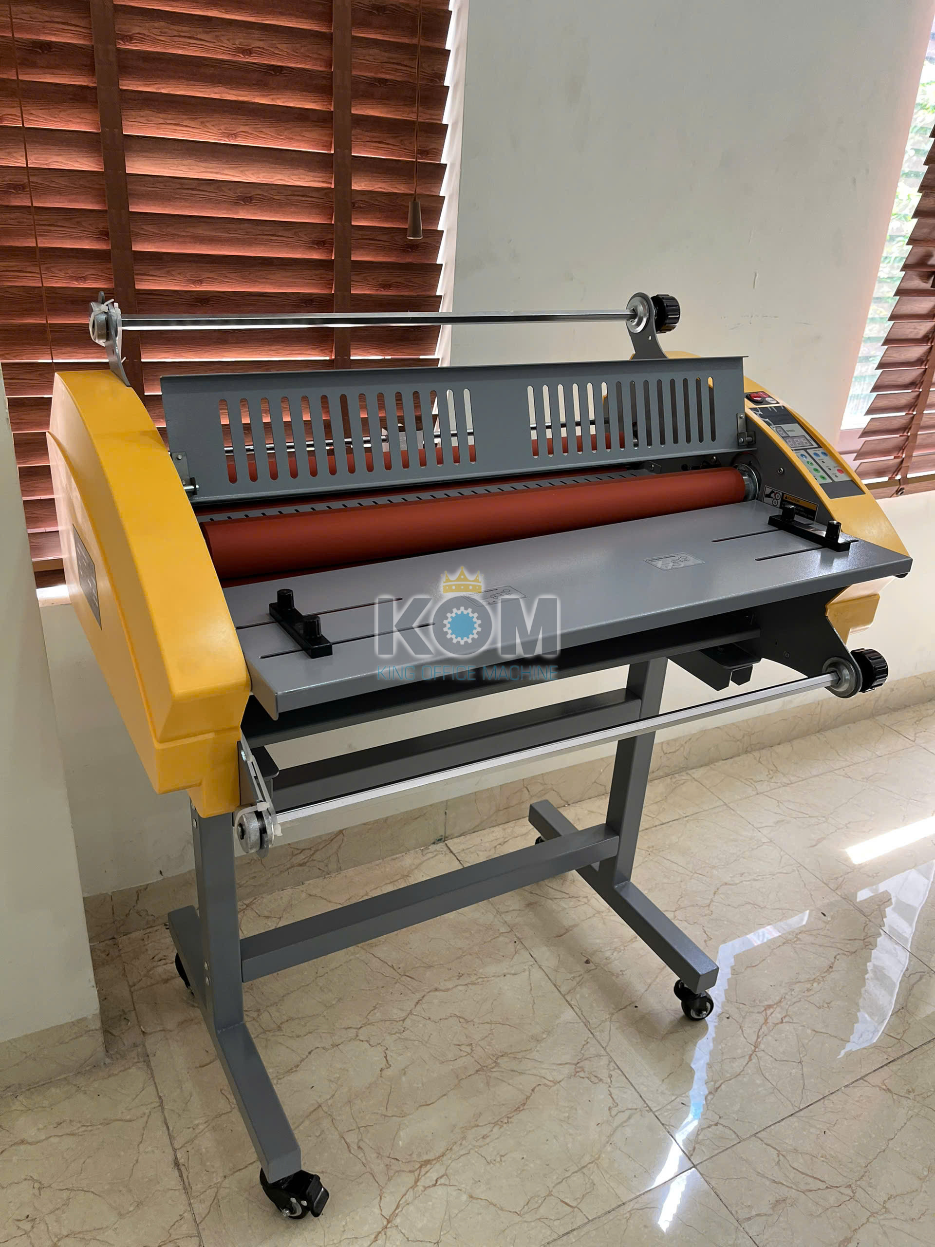 KOM Viet Nam ban may can mang FM 650