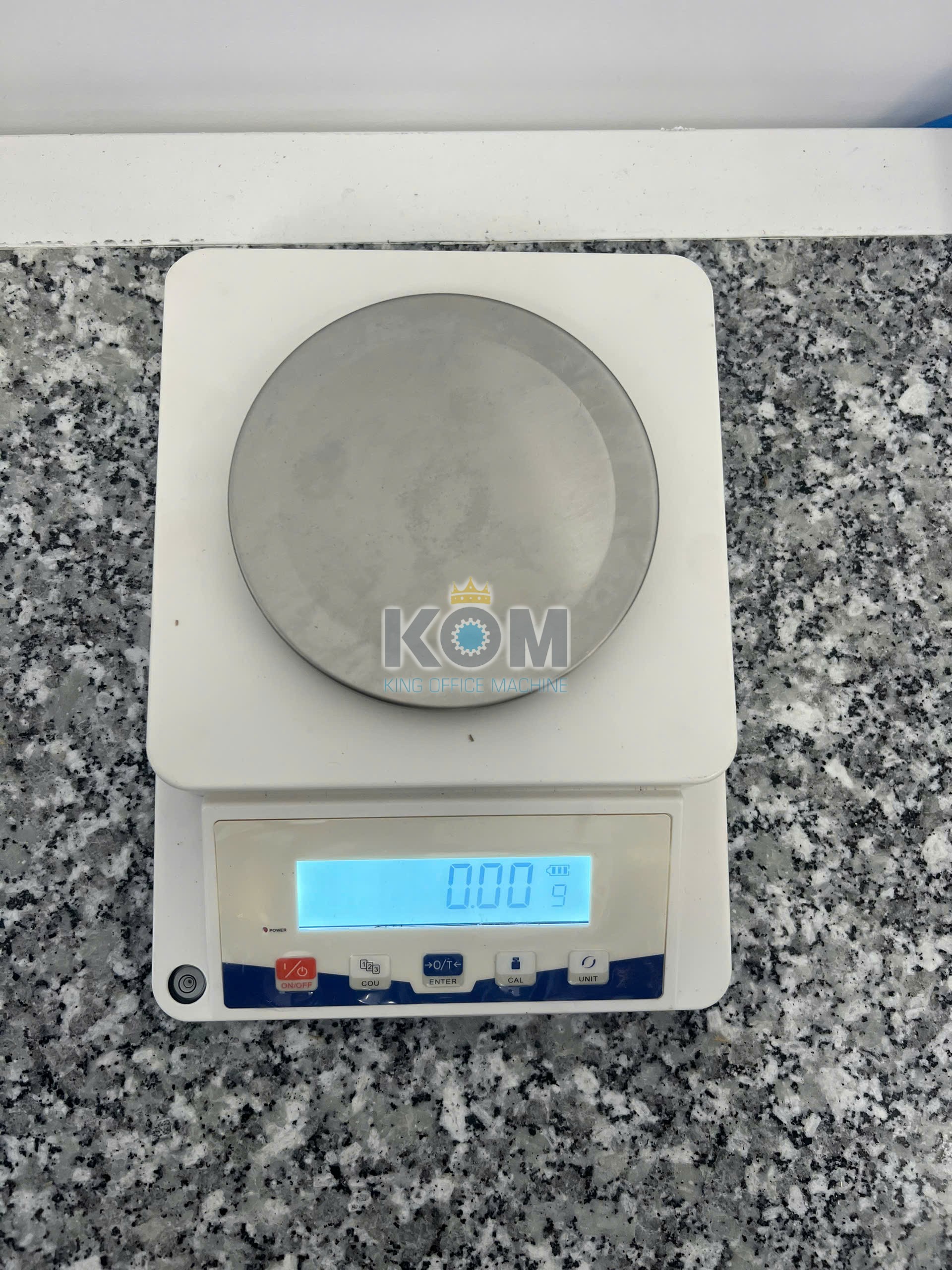 KOM giao may do dinh luong giay tai tp hcm