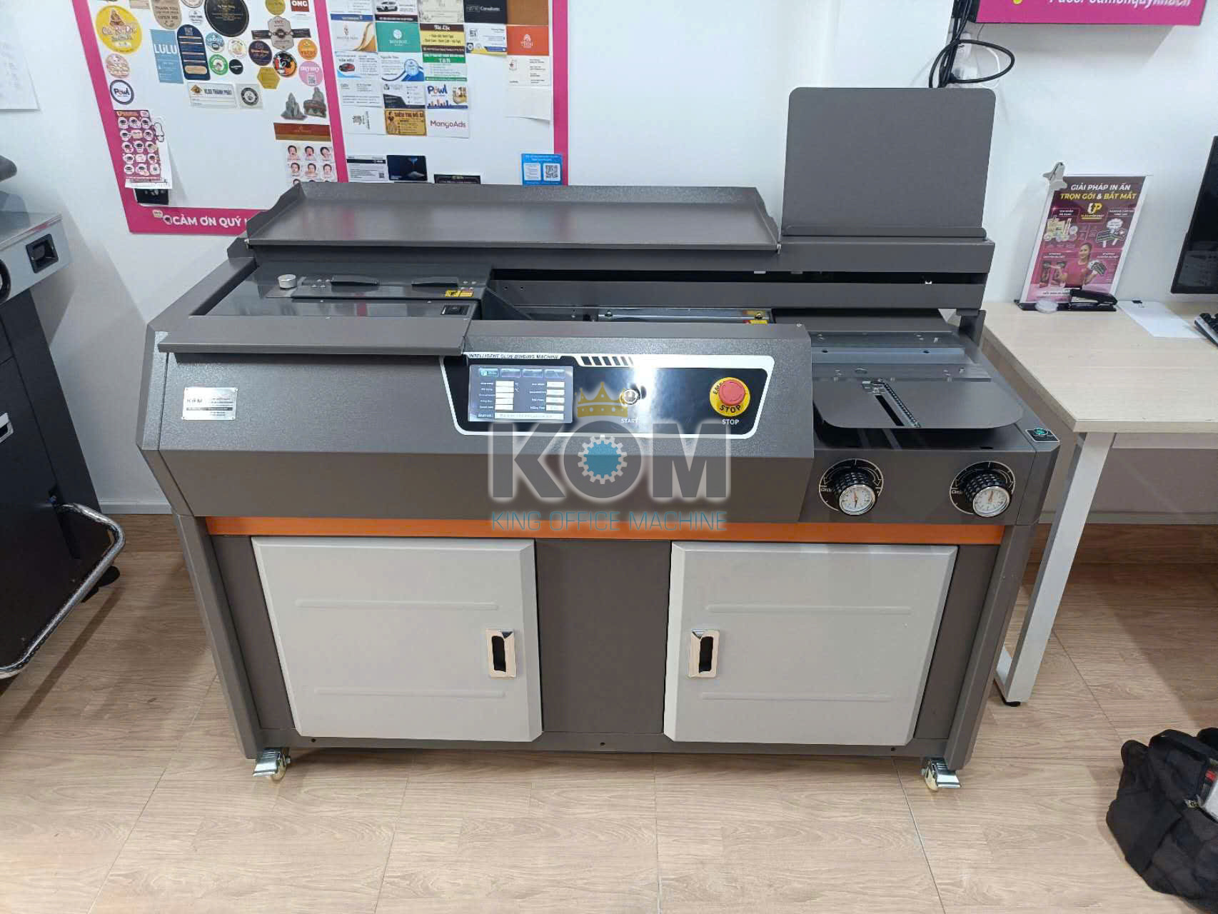 May vao bia KF 550A4