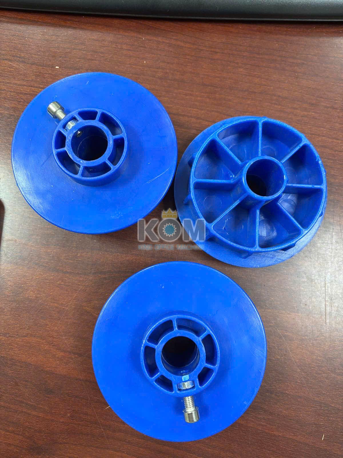 Bộ trục lắp cuộn màng máy cán 3 KOM bán chốt cuộn màng cho máy cán