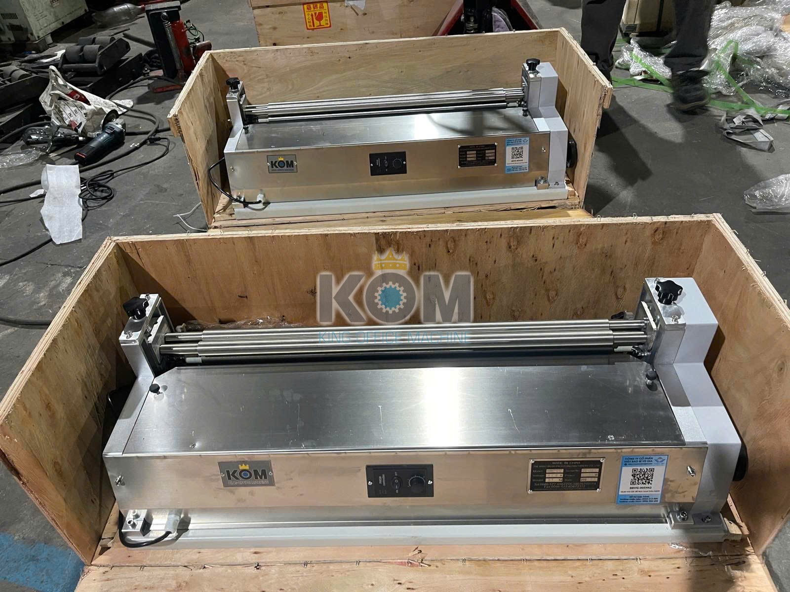 Máy bôi keo sữa inox khổ 70/100cm