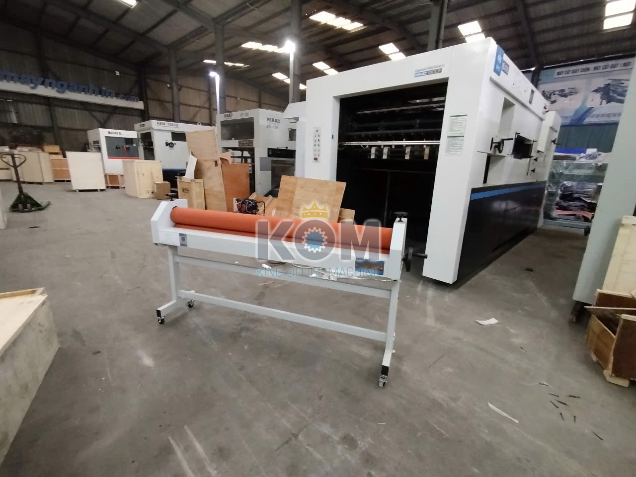 Máy cán ép nguội mini LBS650 12 máy cán màng khổ 1600mm