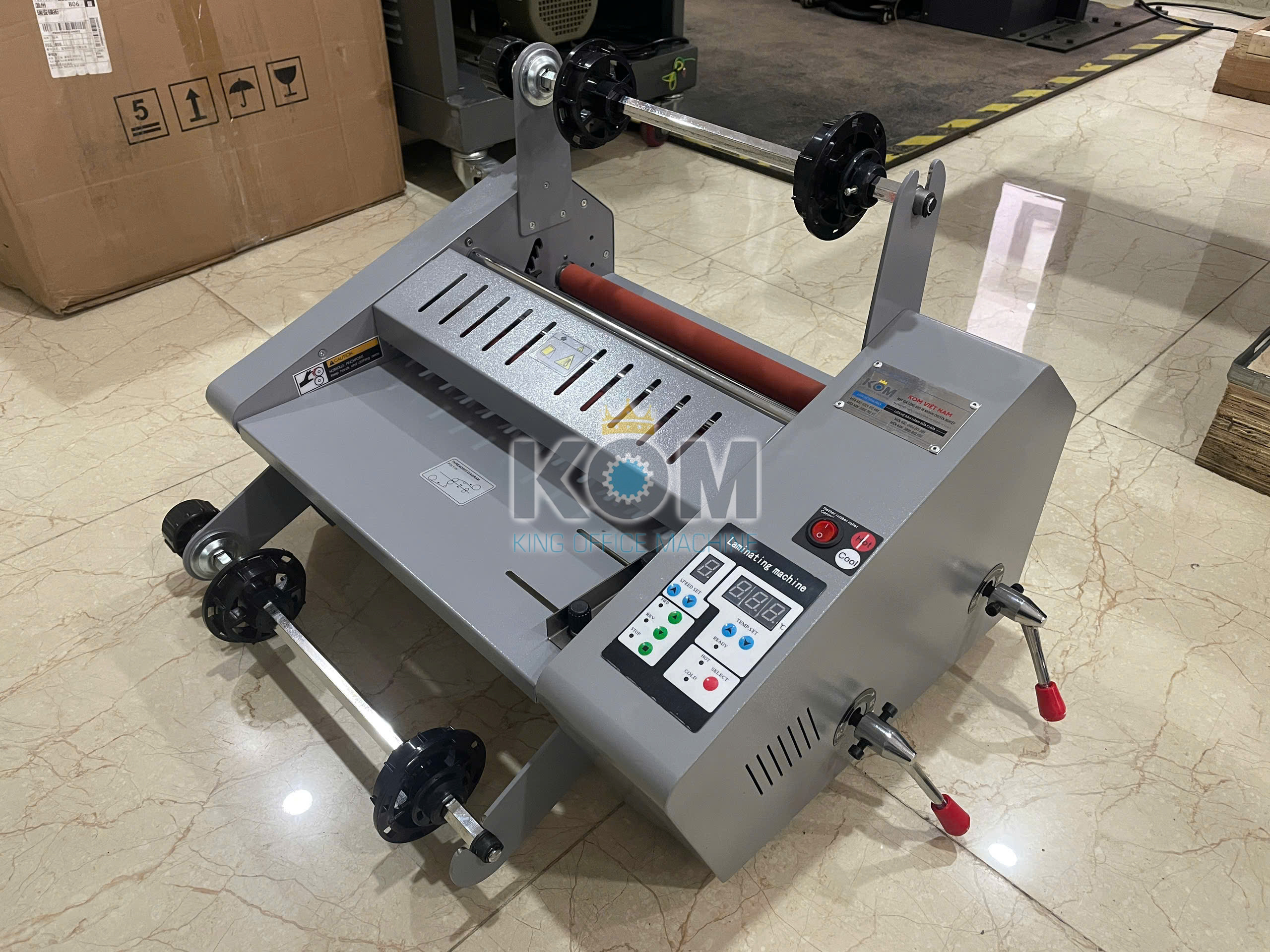 Máy cán màng mini FM-380