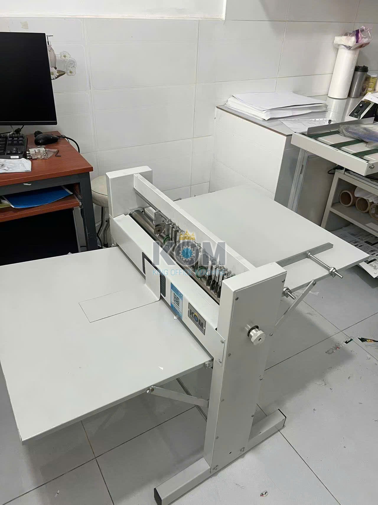 Máy cắt decal thẳng mini