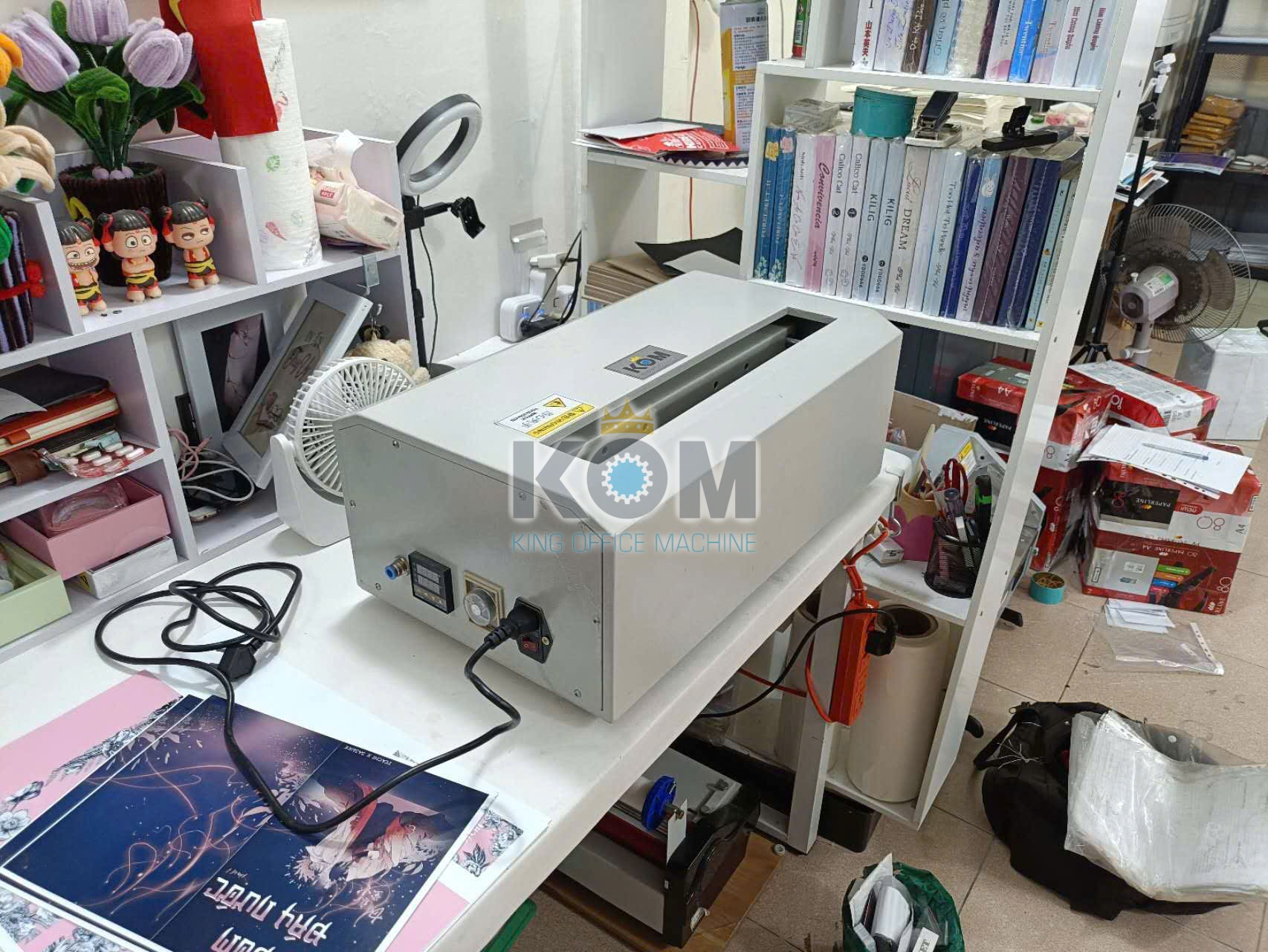 may dap min ranh bia cung sach