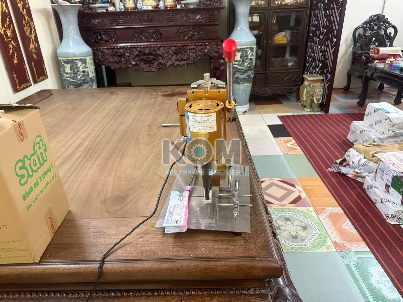 Máy khoan giấy DK-150A 5 may duc lo giay kieu khoan DK 150
