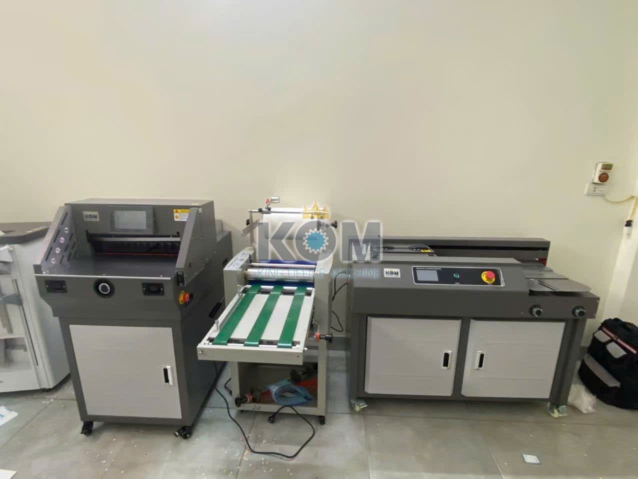 Máy đóng sách keo nhiệt C10 1 Máy vào bìa keo nhiệt C10