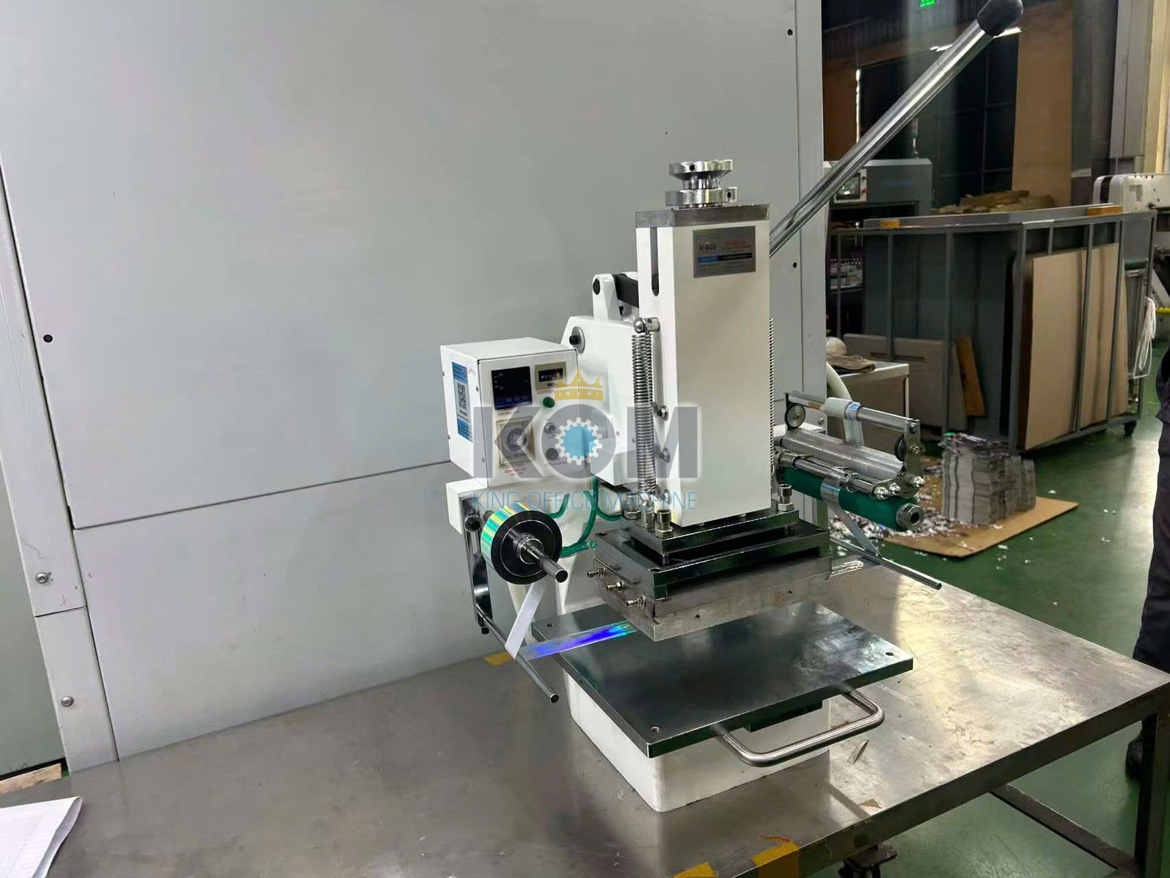 Máy ép nhũ bằng tay 3 Ban may ep nhu kim mini HX 358