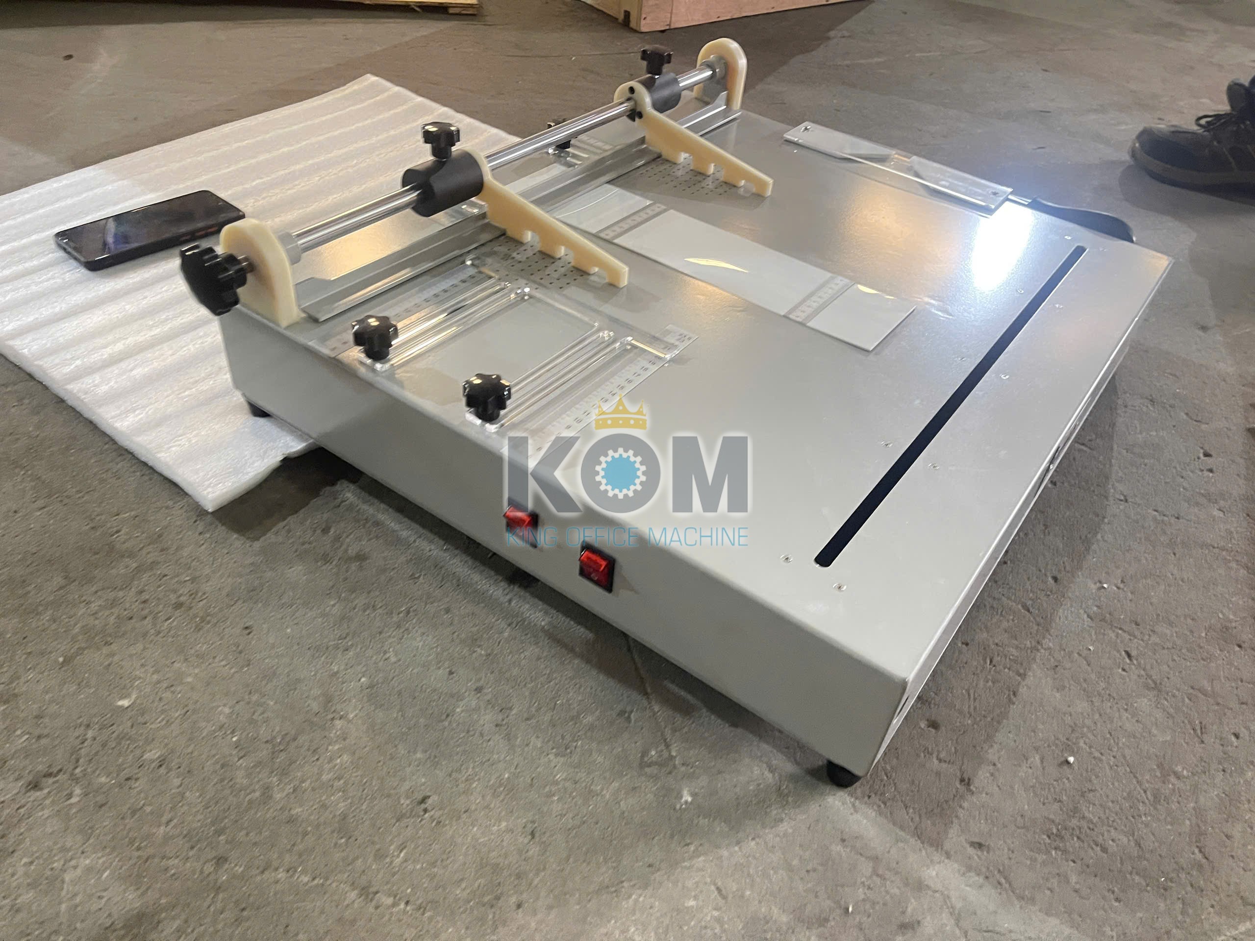 Máy làm bìa cứng sách khổ a4 6 bán máy làm bìa cứng a4 giá rẻ