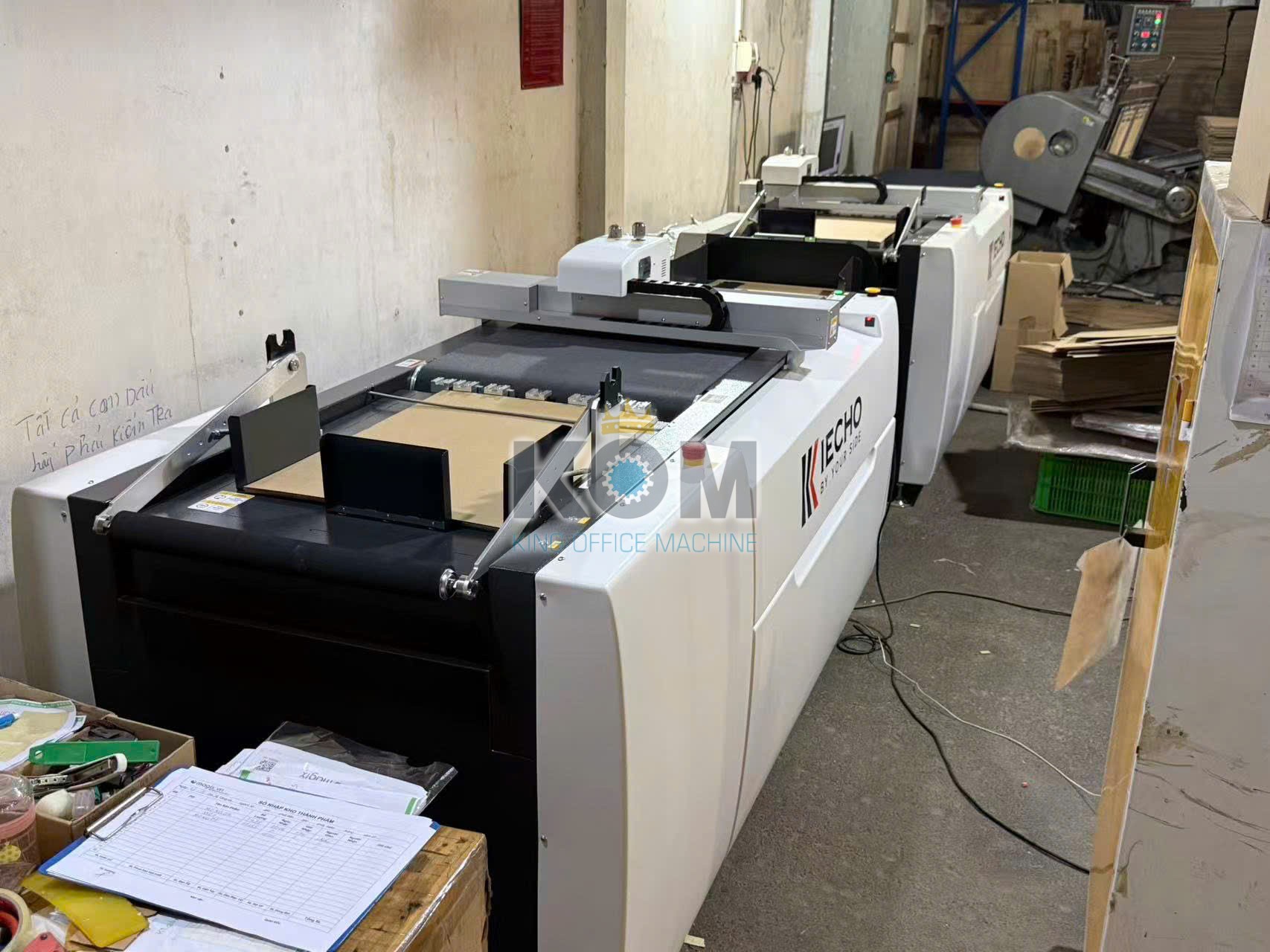 Máy cắt mẫu kỹ thuật số thông minh IECHO 9 may cat mau thong minh PK 0705Plus