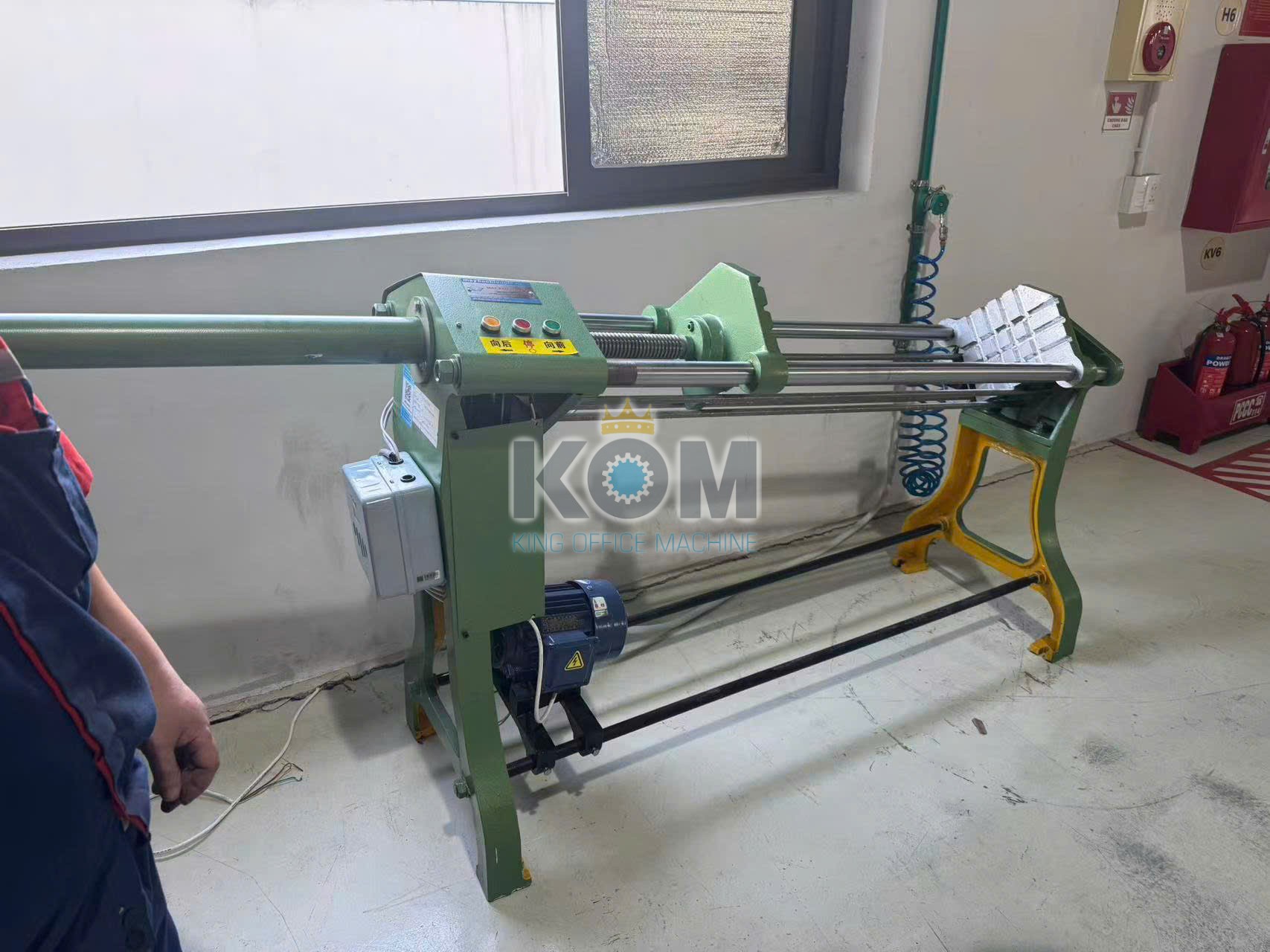 Máy ép sách ngang DK-1000