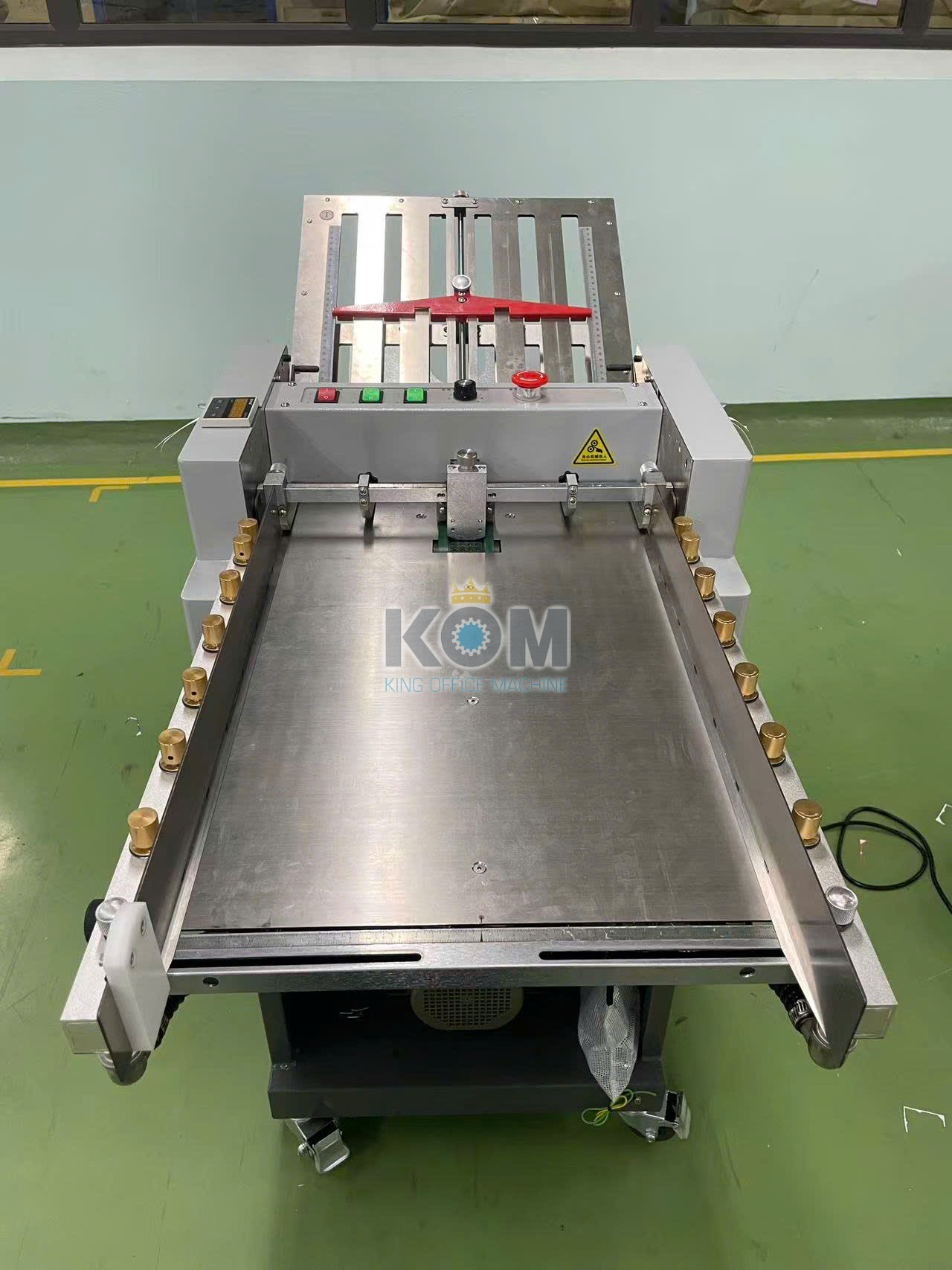 Máy gấp giấy 4 vạch tốc độ cao 15 may gap zic zac tu dong toc do cao