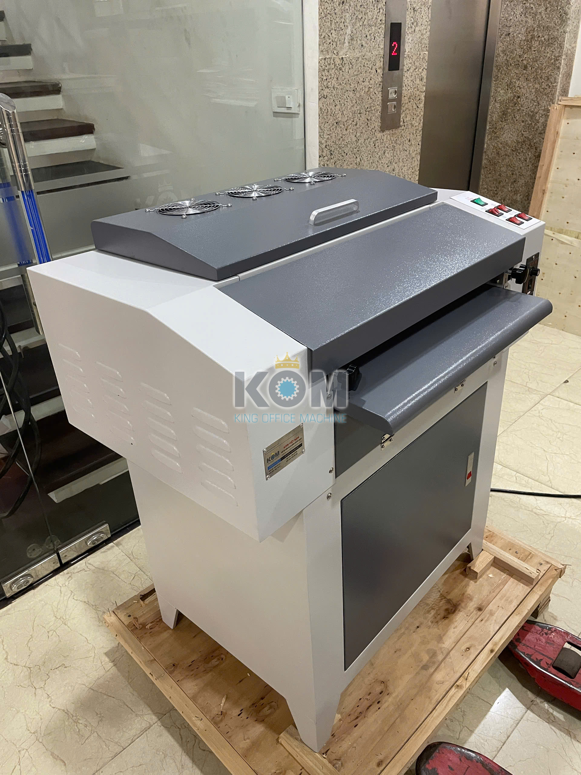 may phu uv goc dau mini 1