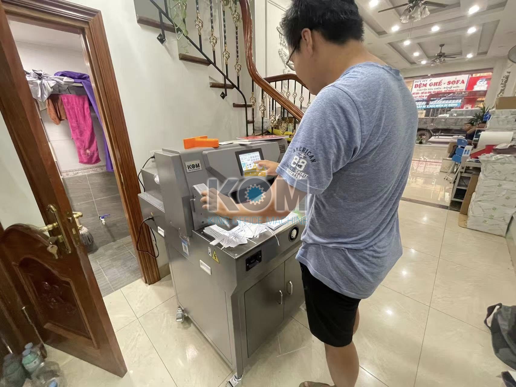 Máy xén giấy điện khổ 50cm - Họng dao 9cm 6 bán máy cắt xén giấy a3 a4