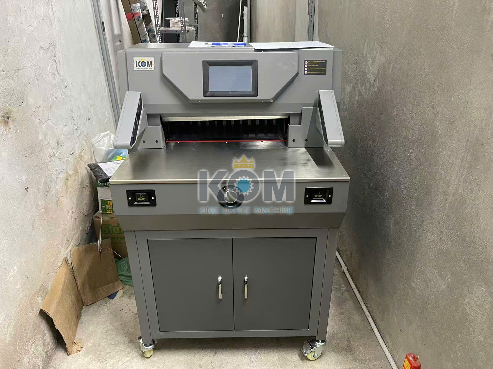 Máy xén giấy điện khổ 50cm - Họng dao 9cm 8 KOM bán máy cắt giấy lập trình khổ 50cm