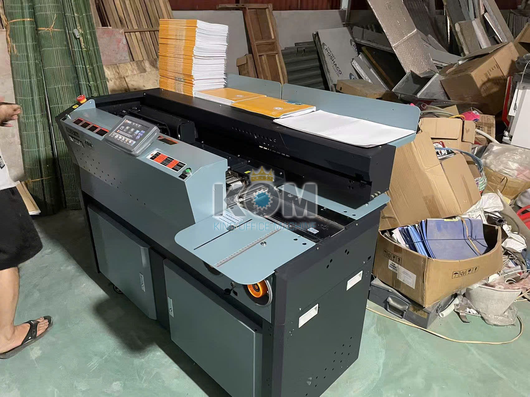 KOM bán máy đóng sách keo nhiệt S5 cao cấp! 8 Máy S5 tiếp tục được KOM giao tại Hà Nội