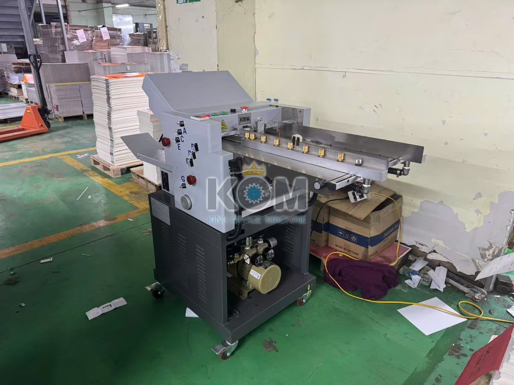 Máy gấp toa thuốc