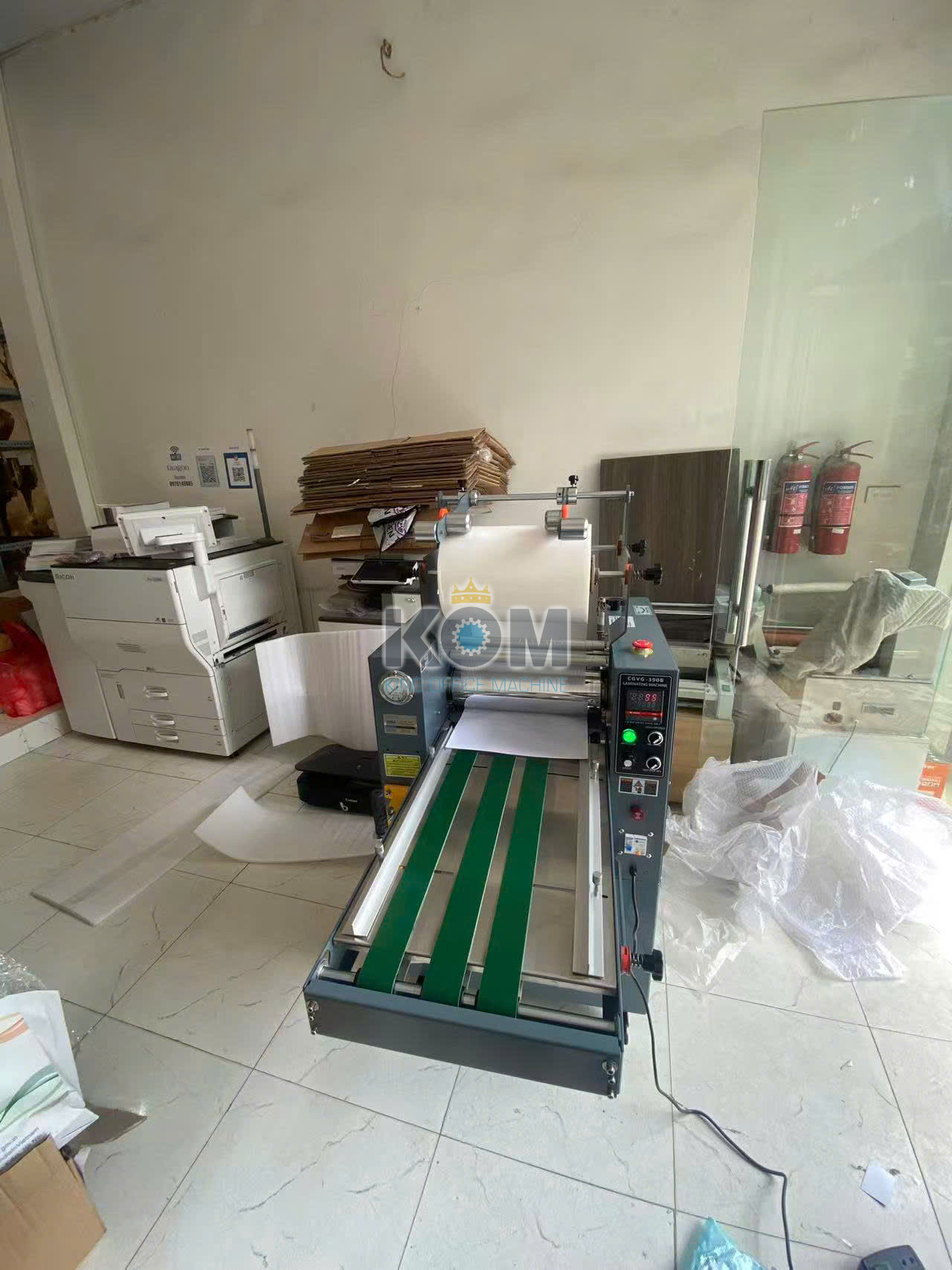 Máy cán màng tay bơm thủy lực 16 may can a3 thuy luc