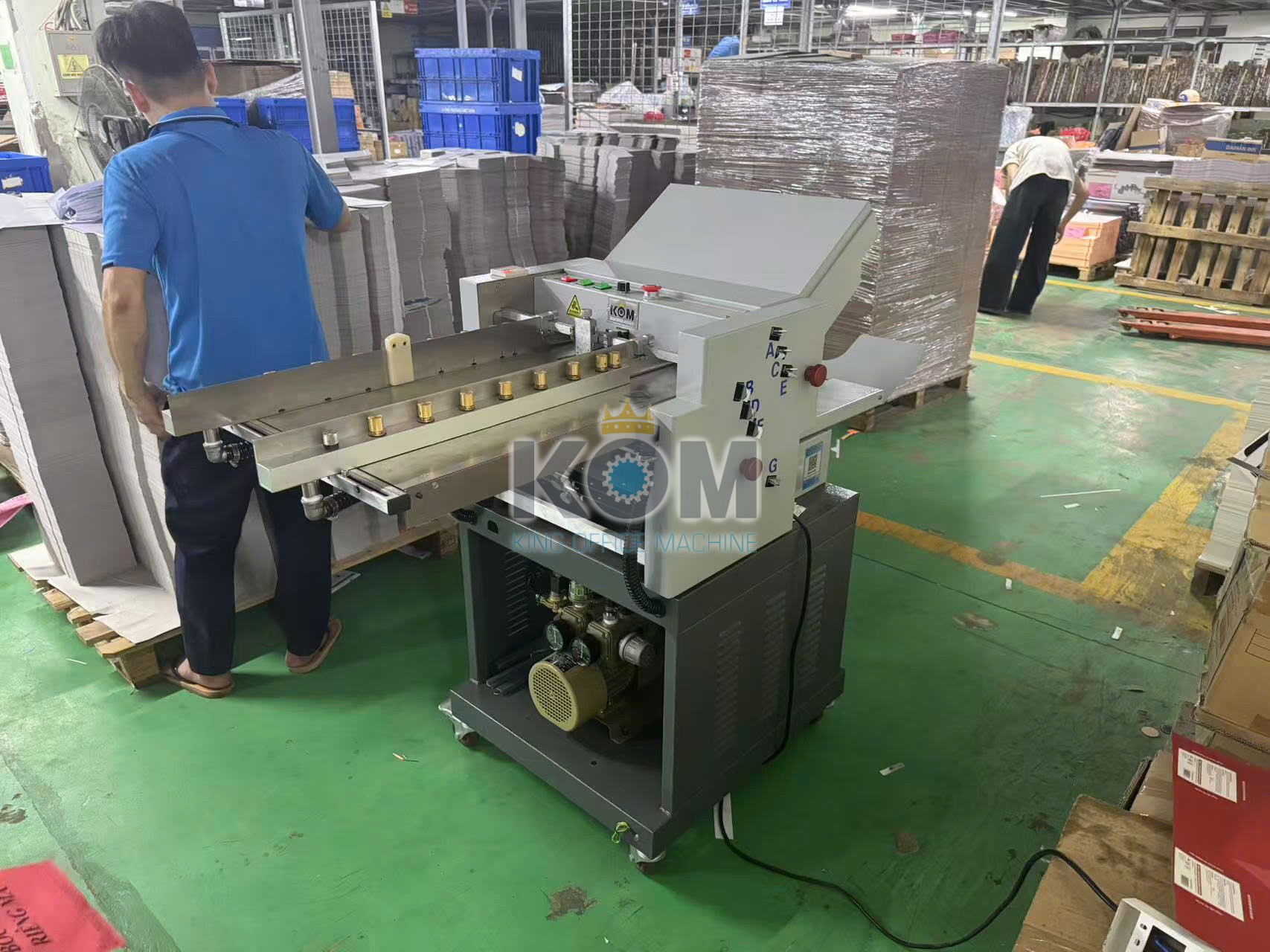 Máy gấp giấy 6 vạch tốc độ cao
