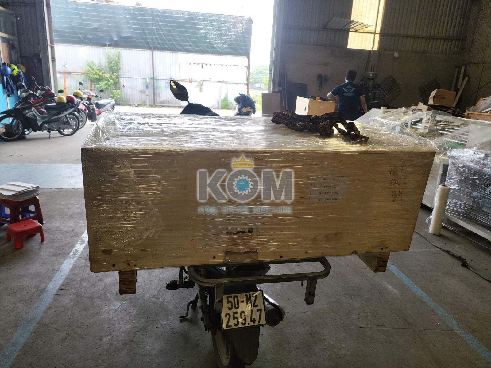 KOM giao máy đóng sách keo nhiệt mini B40F 9 giao máy đóng sách B40F