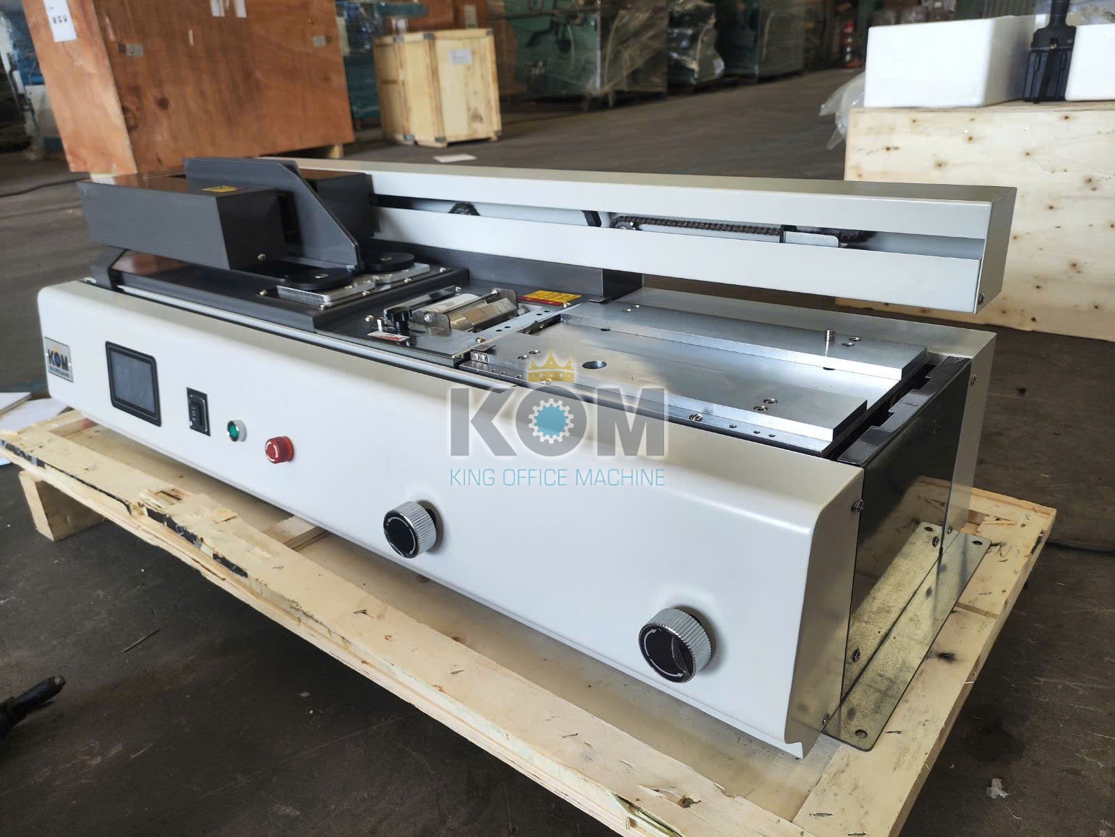 KOM giao máy đóng sách keo nhiệt mini B40F 10 Máy đóng gáy sách keo nhiệt B40F