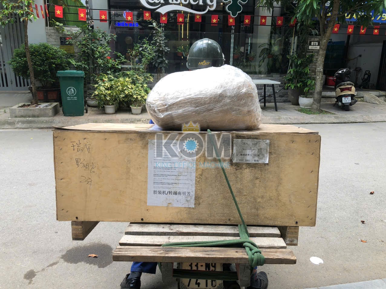 KOM giao máy đóng sách keo nhiệt mini B40F 5 máy đóng sách xuất kho