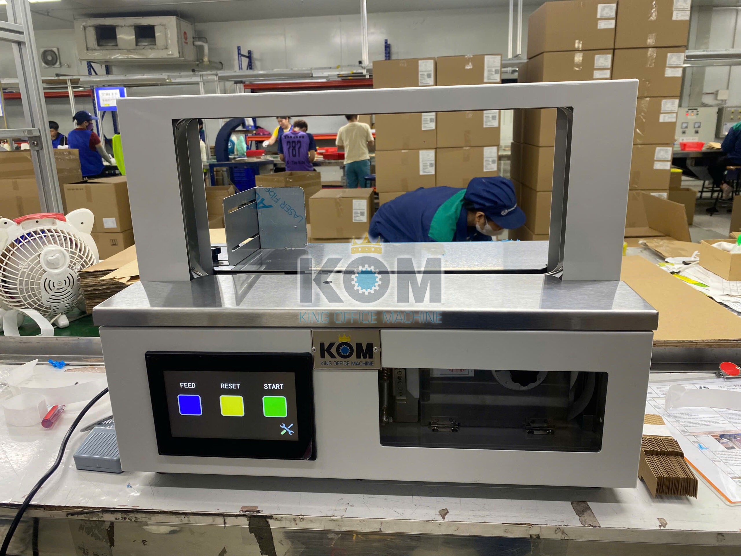 KOM bán máy bó sản phẩm mini phục vụ ngành in nhanh