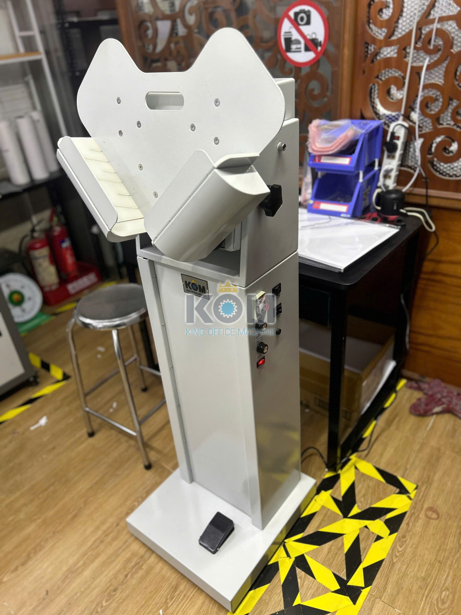 KOM bán máy vỗ giấy cho in nhanh