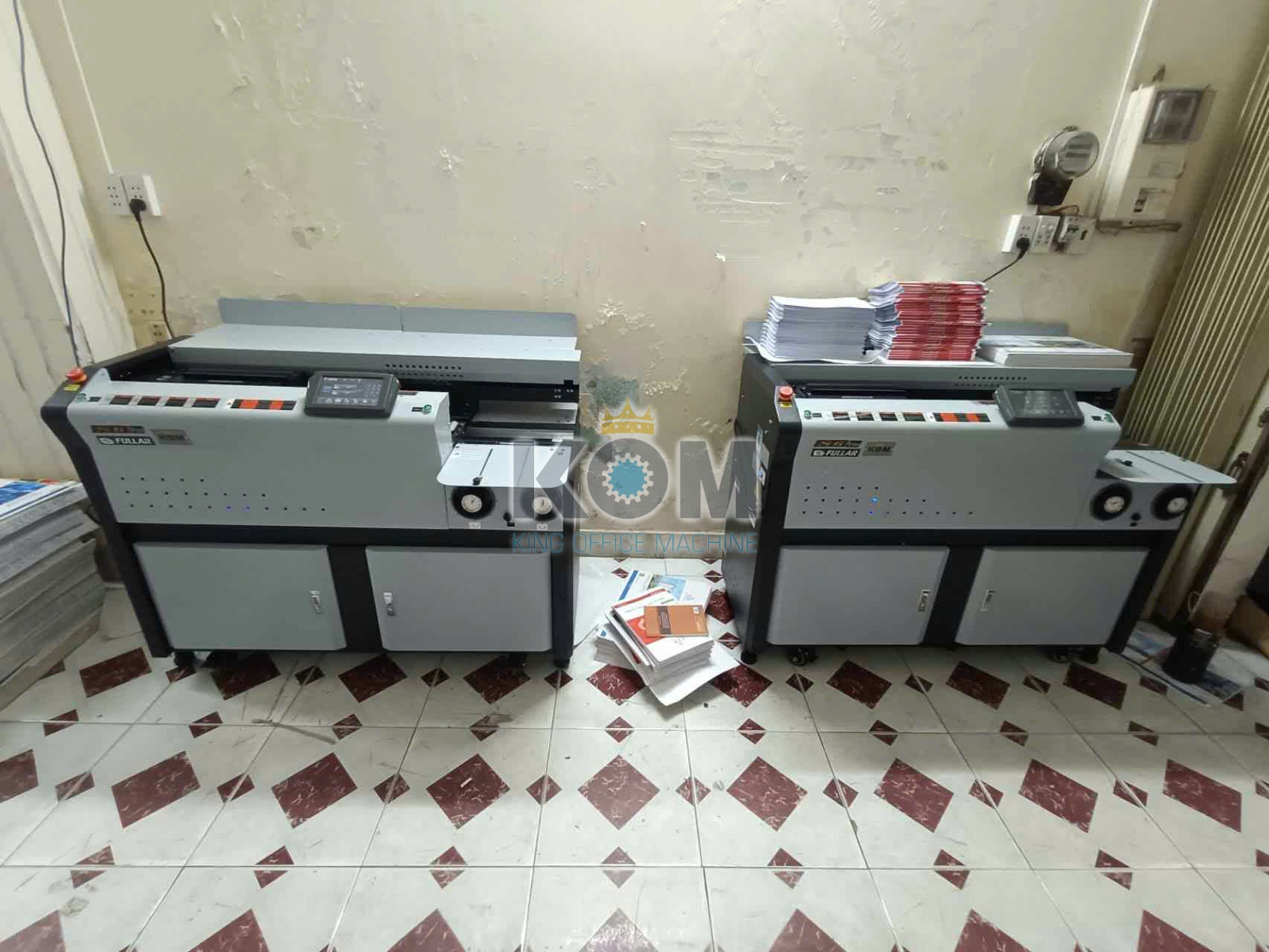 KOM bán 2 máy đóng sách S6 tại Tp HCM