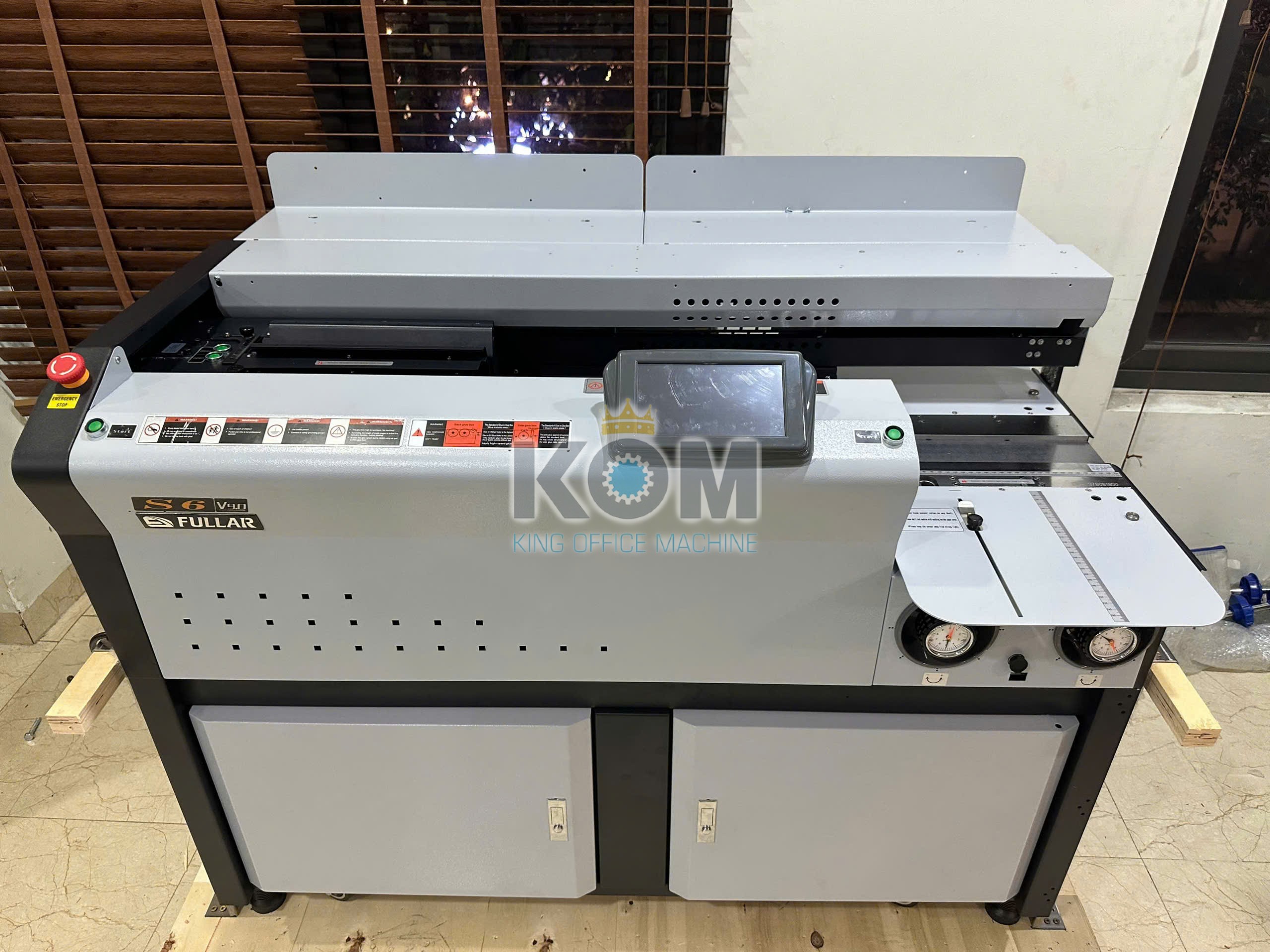 may dong sach S6 co servo