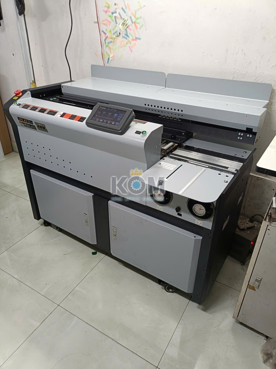 Máy đóng sách keo nhiêt A4 có servo