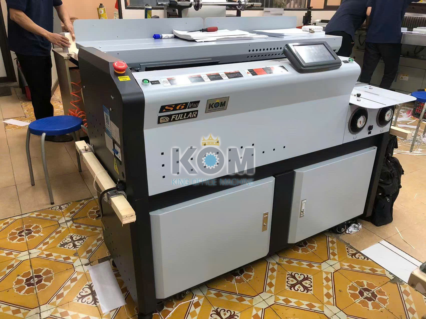 May dong sach keo nhiet a4