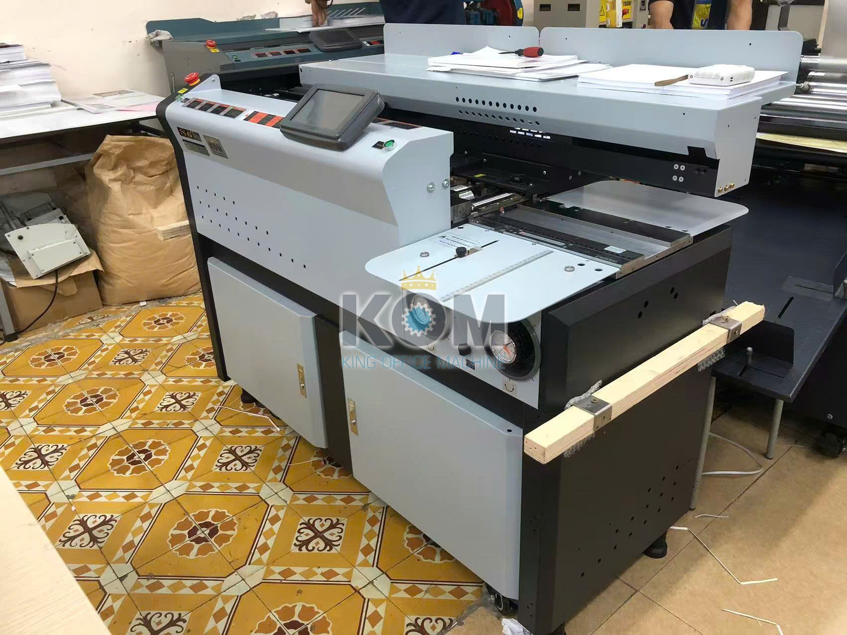 Mua may dong sach keo nhiet a4