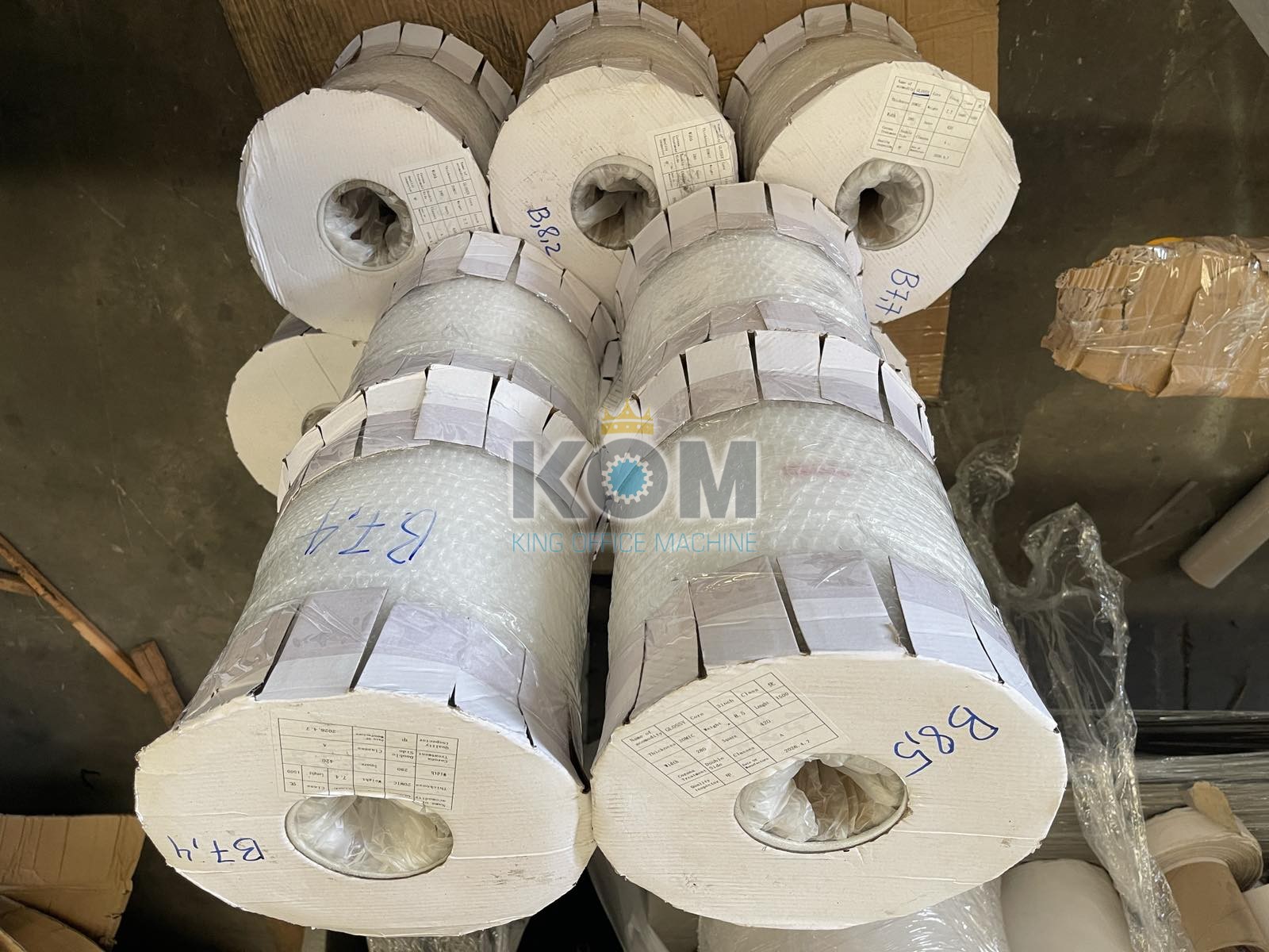 Màng nhiệt bopp bóng mờ cho in nhanh 5 mang nhiet 20mic kho 28cm