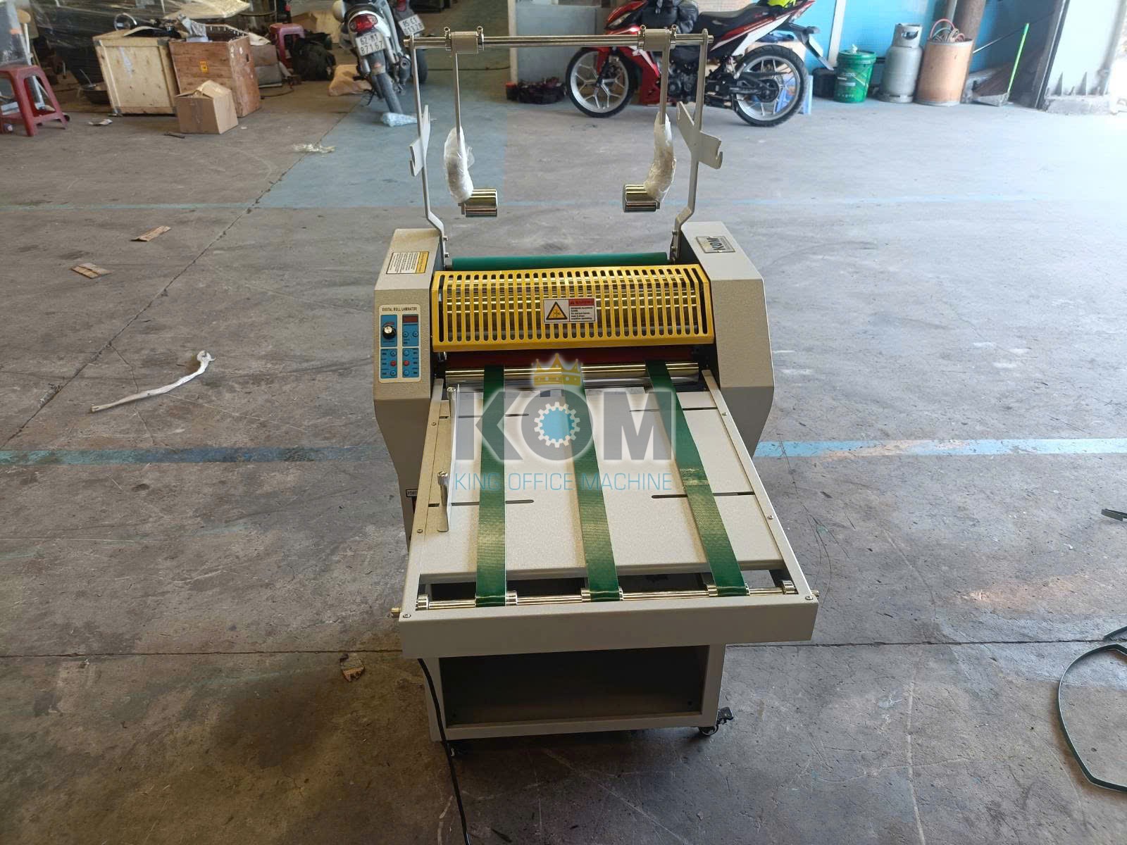 Máy cán màng A3 hupu-390