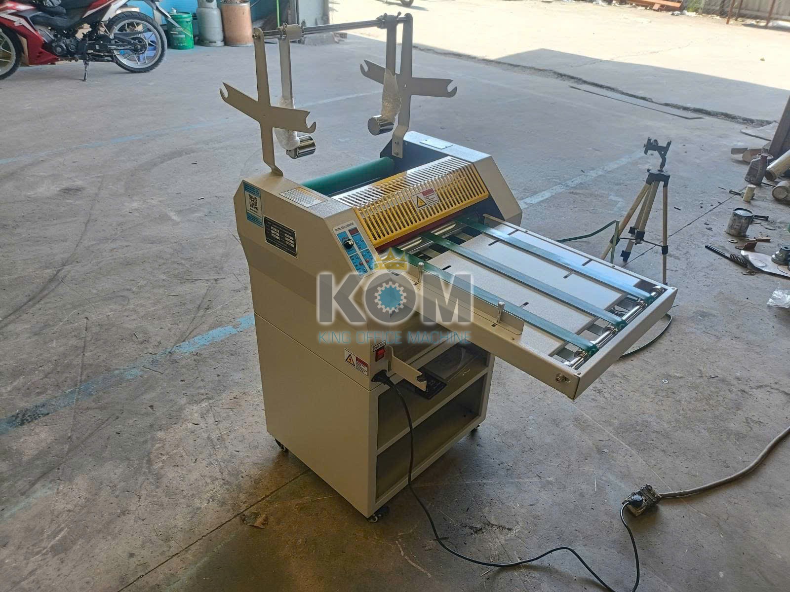 Máy cán màng A3 hupu-390