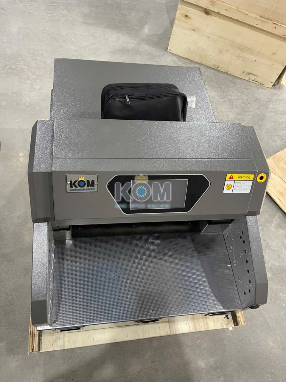 Kom ban may cat giay E4606TV8