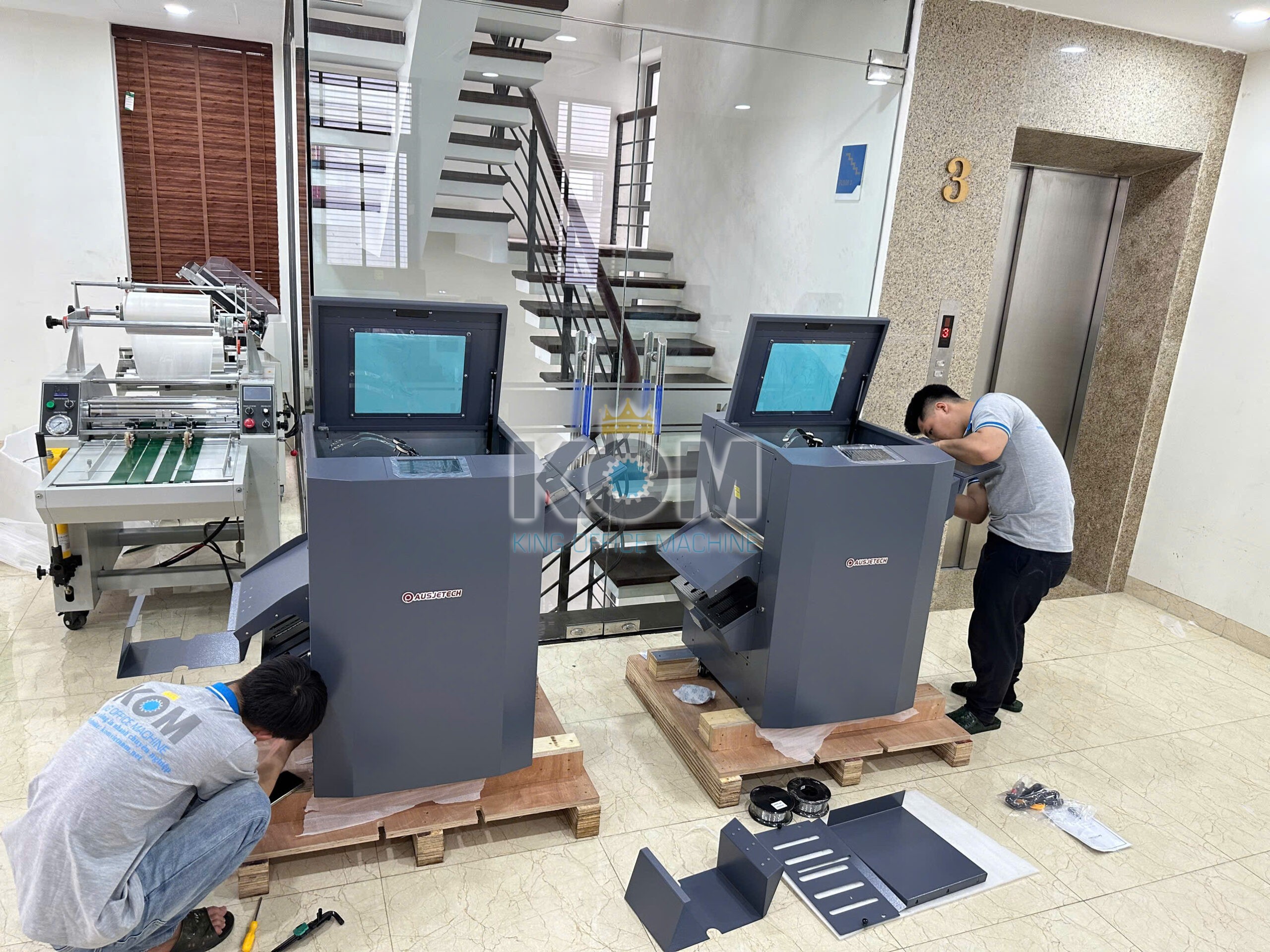 kom viet nam lap dat may ghim BM185 scaled