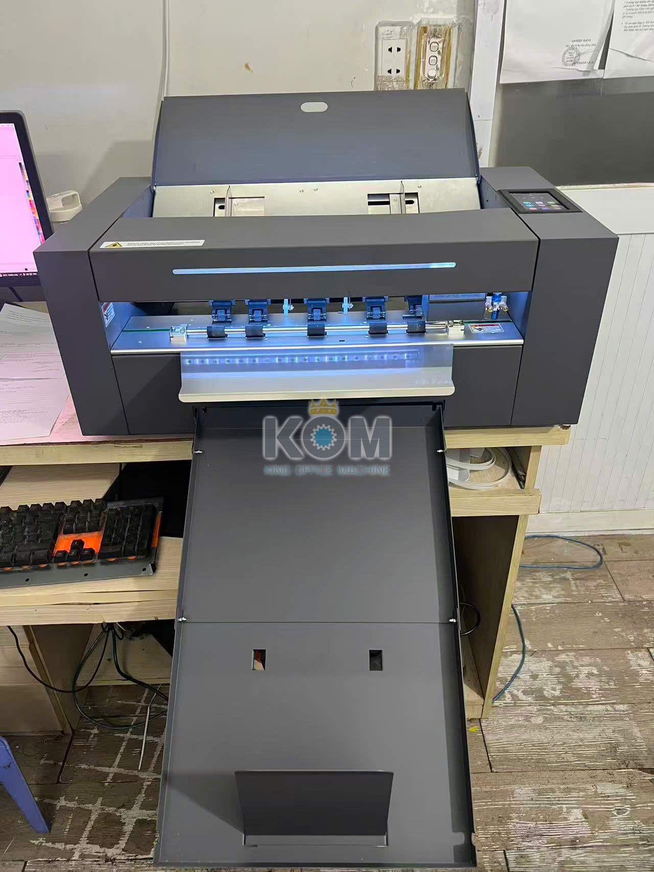 KOM bán máy cắt bế decal 2 đầu dao SF-350Pro