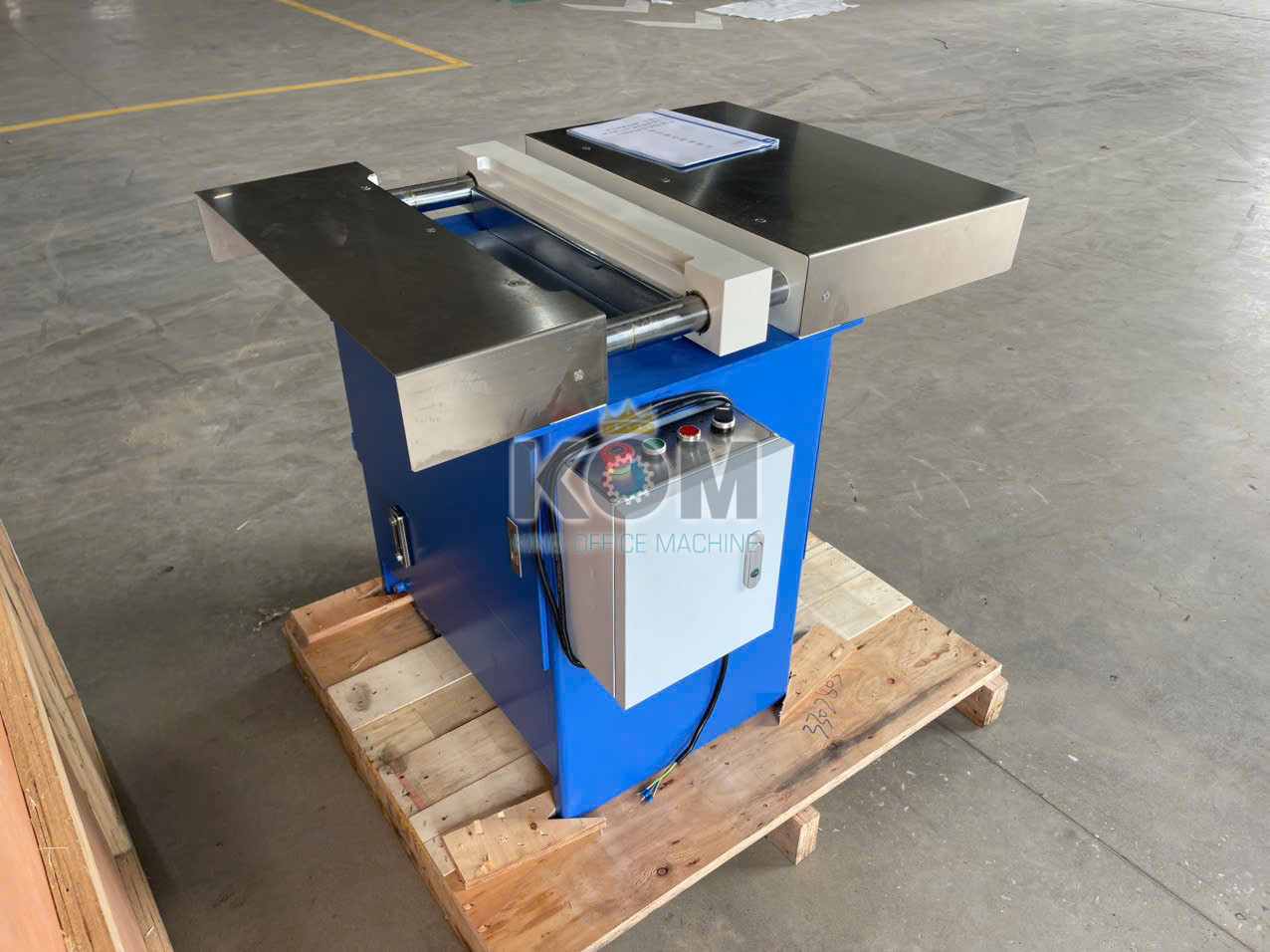 Máy ép gáy sách thuỷ lực