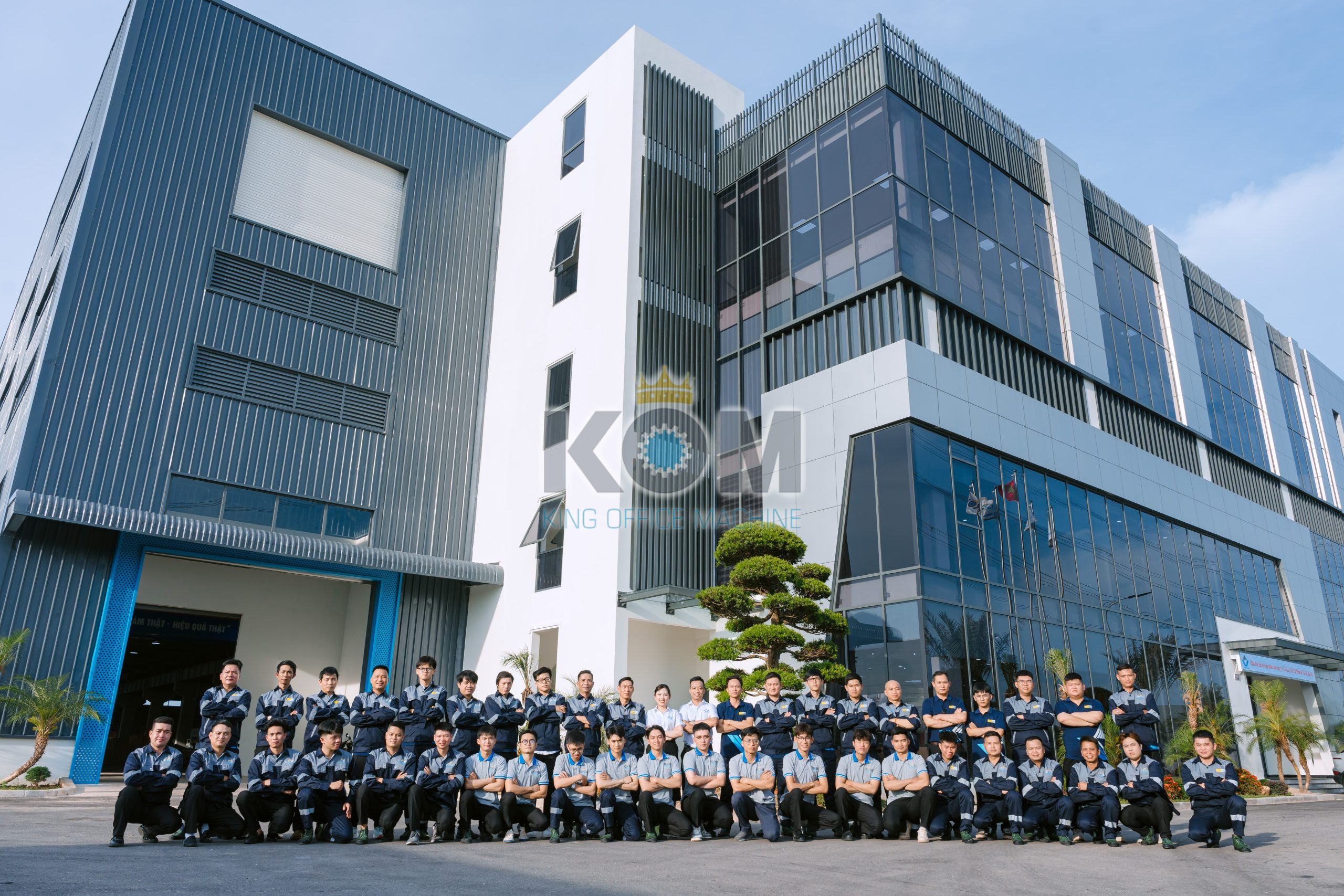KOM VIỆT NAM - MÁY GIA CÔNG IN NHANH CHUYÊN NGHIỆP