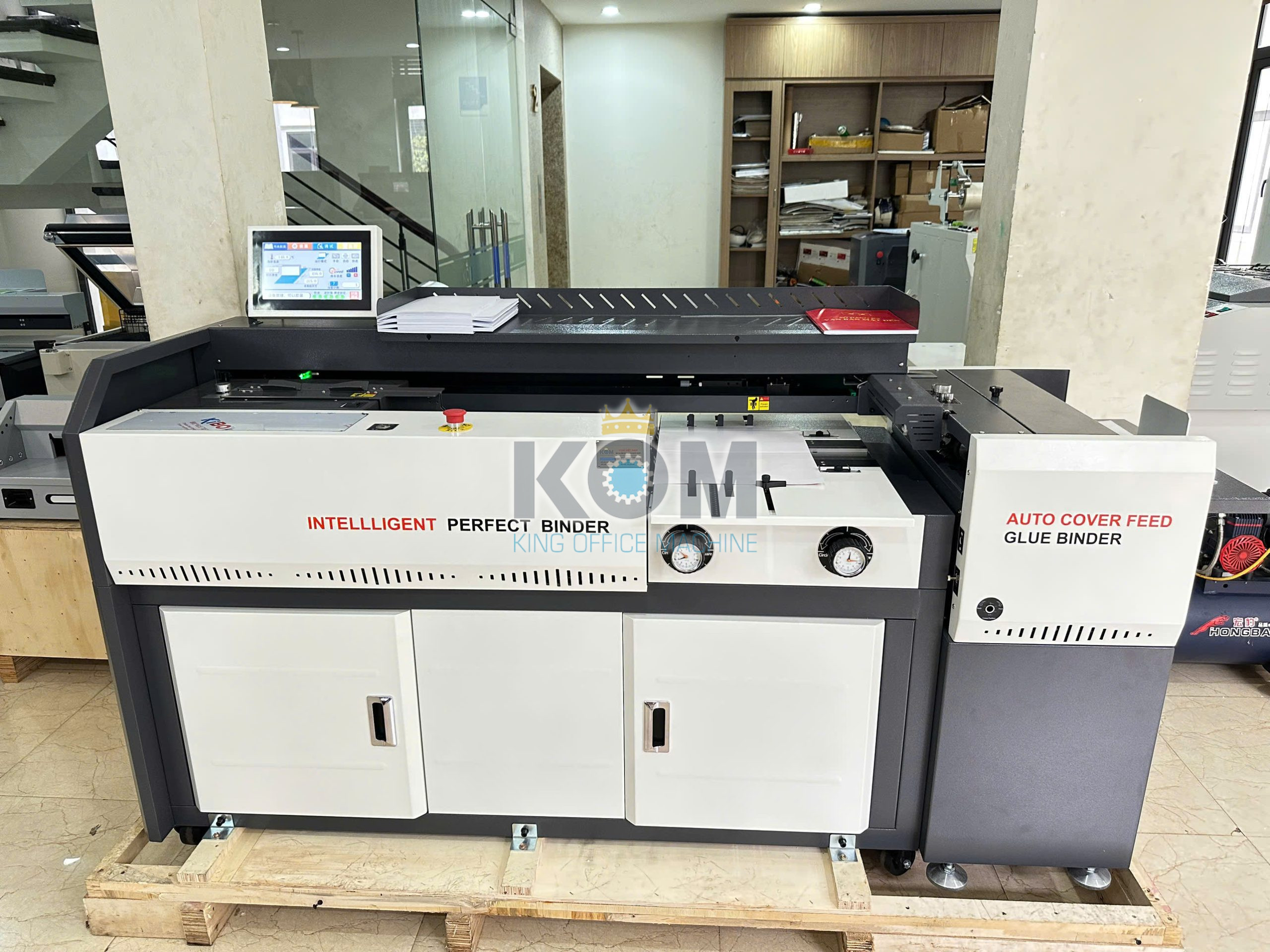 Máy vào bìa keo nhiệt tự động H10F 1 May vao bia keo nhiet tu dong H10F co servo scaled