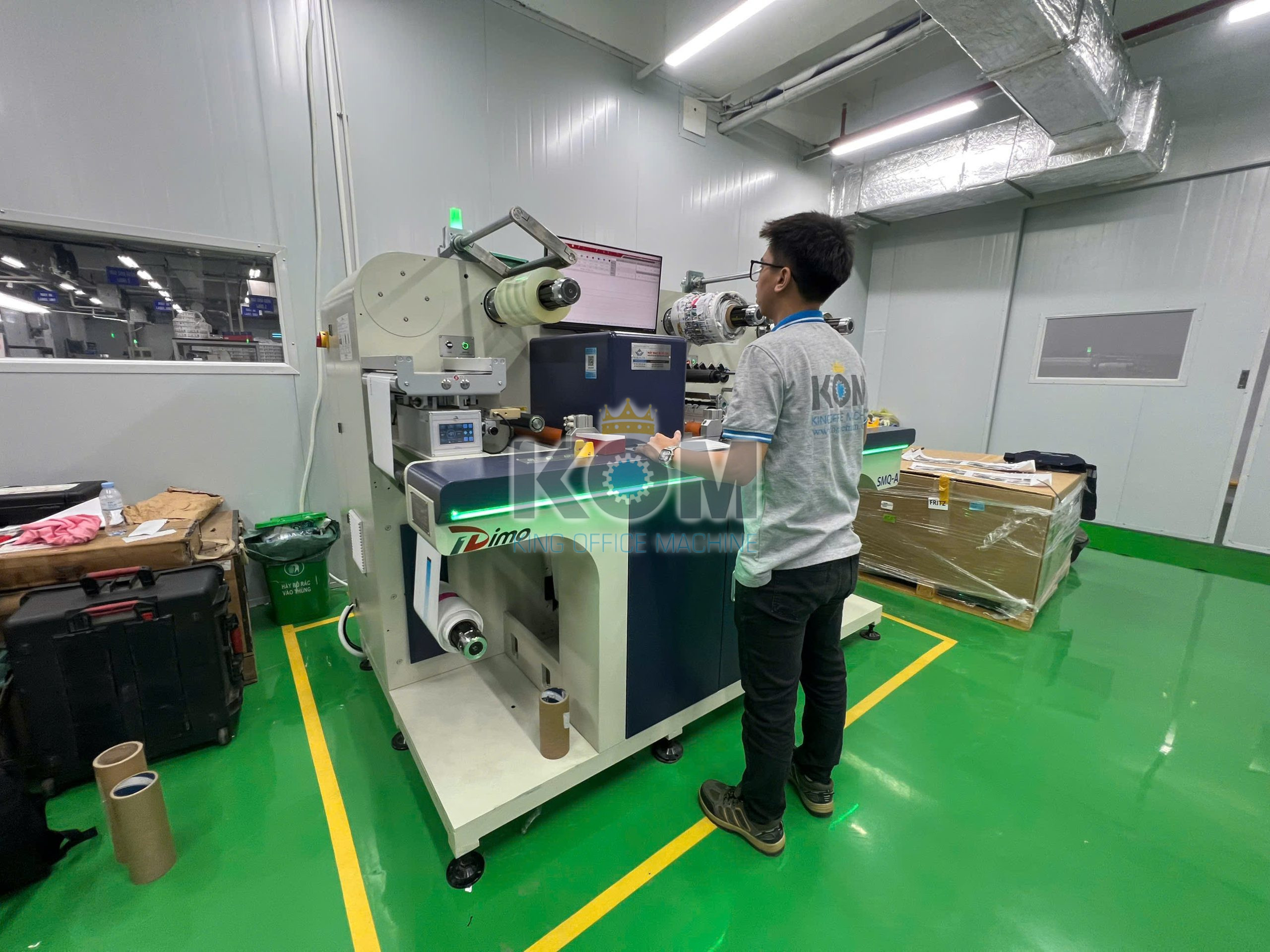 Máy bế tem nhãn kỹ thuật số 6 đầu 13 kom lap dat may be tem nhan ky thuat so 6 dau scaled